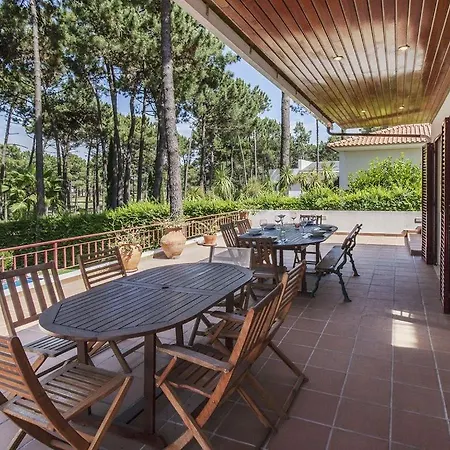 Tojo Prata - Spacious And Pleasant 6 Bedroom For 14 People With Garden And Private Pool Villa