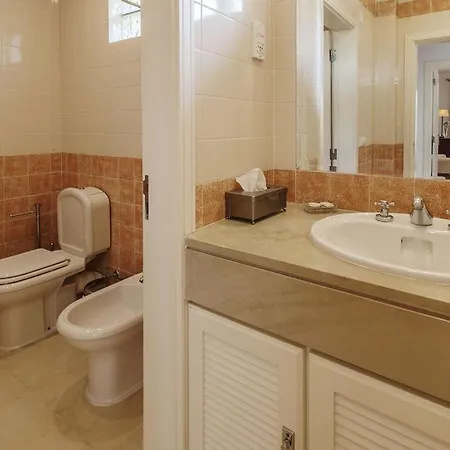 Villa Tojo Prata - Spacious And Pleasant 6 Bedroom For 14 People With Garden And Private Pool *